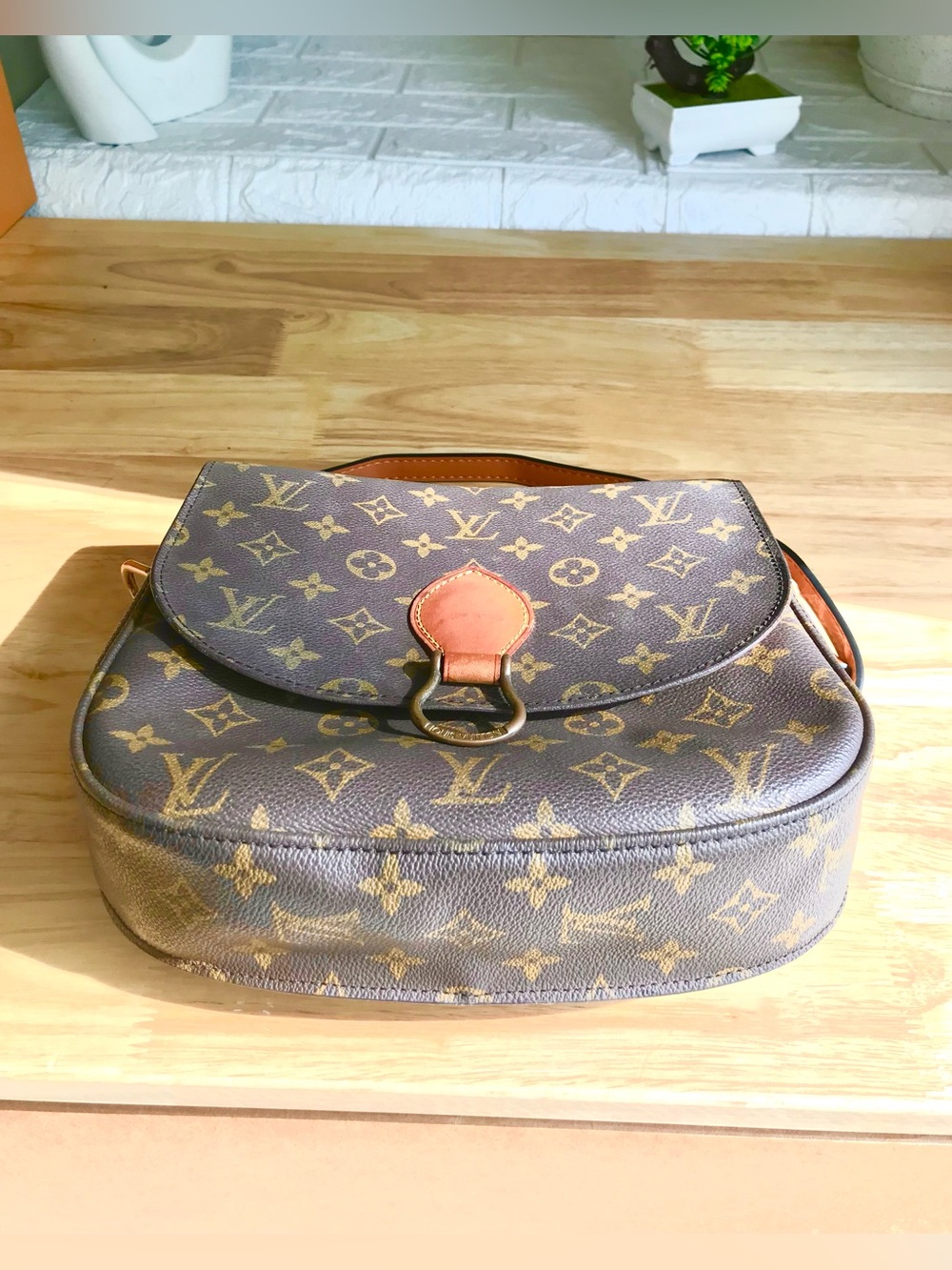 ✅Louis Vuitton GM size ST. CLOUD Monogram BAG - Picture 3 of 12